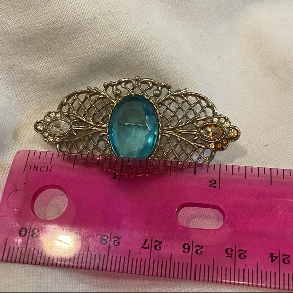 VINTAGE UNSIGNED 1928 Co. FILIGREE BROOCH - Picture 3 of 5